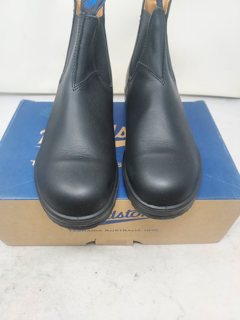 Blundstone Womens Thermal Shearling Waterproof Black Chelsea Hiking Boot — image 6 of 8